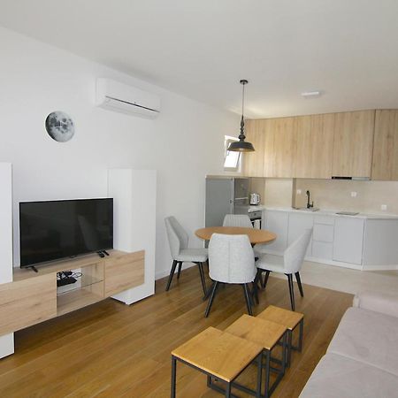 Apartments Lora Zmajeva, 7 Budva Bagian luar foto