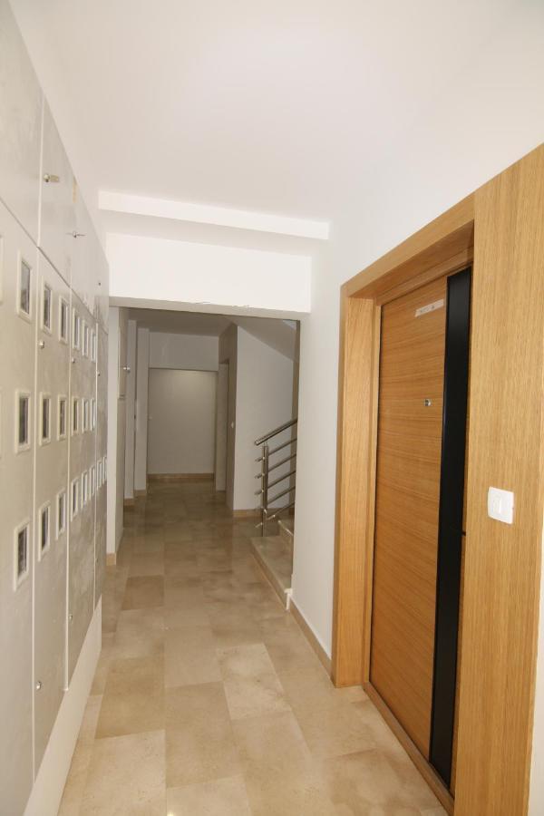 Apartments Lora Zmajeva, 7 Budva Bagian luar foto