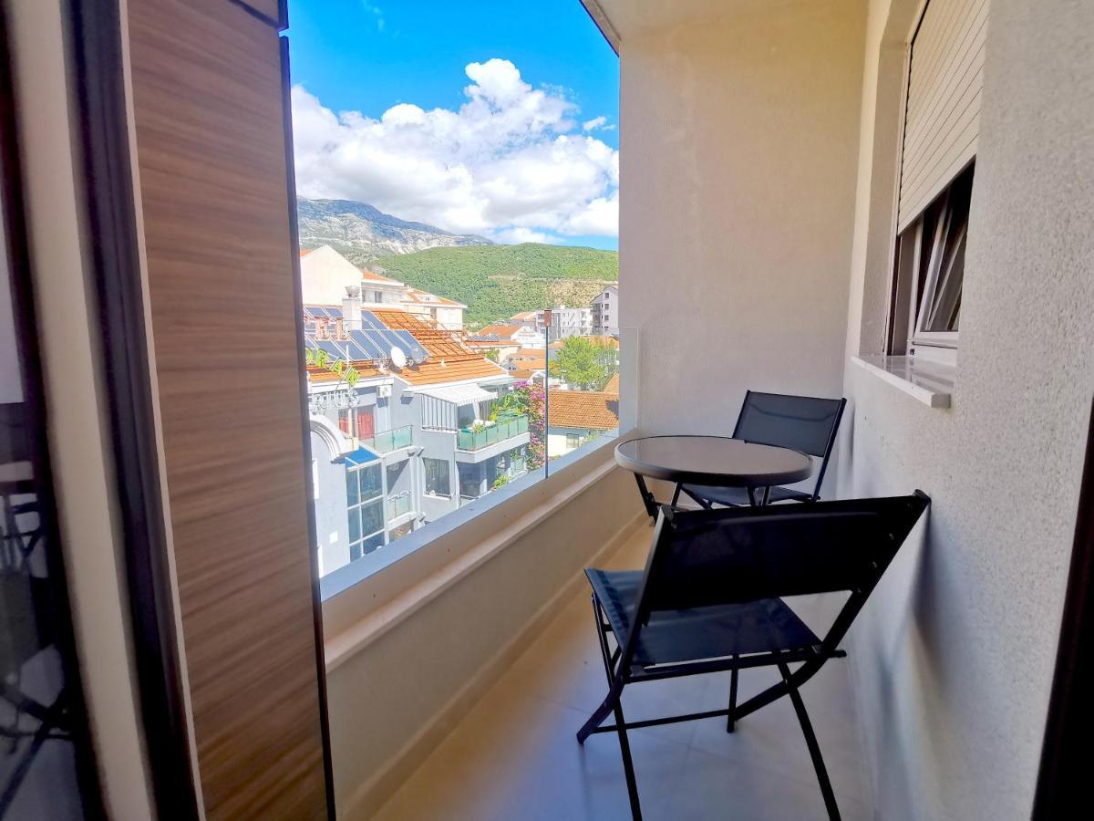 Apartments Lora Zmajeva, 7 Budva Bagian luar foto