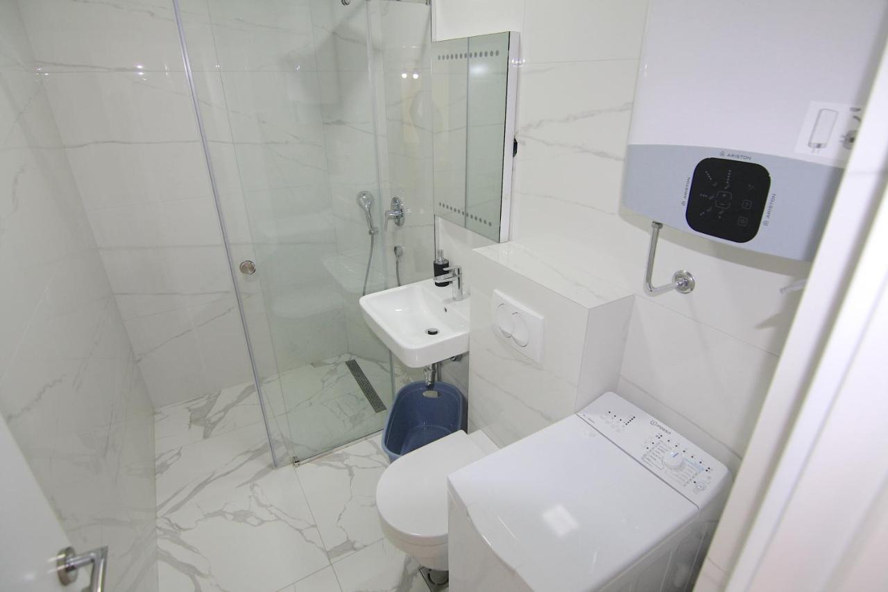 Apartments Lora Zmajeva, 7 Budva Bagian luar foto