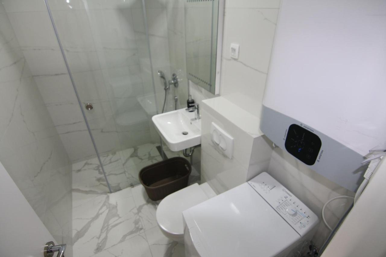 Apartments Lora Zmajeva, 7 Budva Bagian luar foto