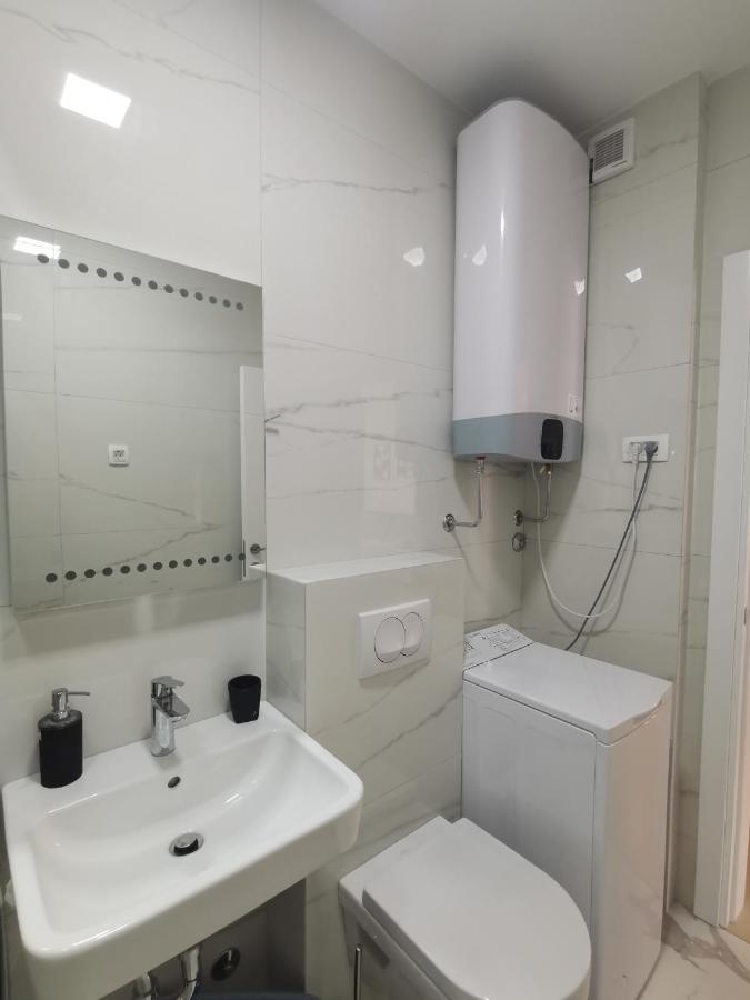 Apartments Lora Zmajeva, 7 Budva Bagian luar foto