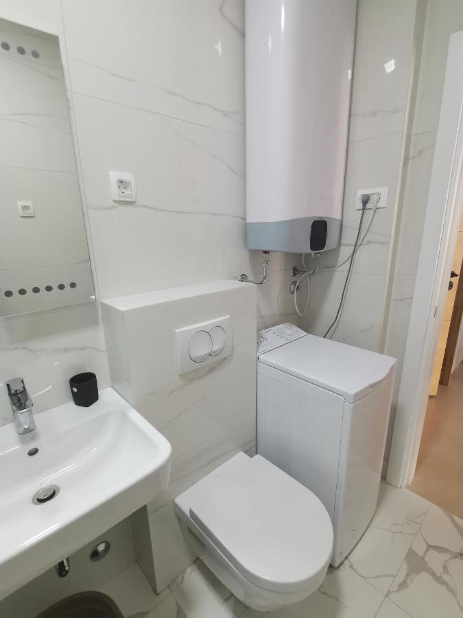 Apartments Lora Zmajeva, 7 Budva Bagian luar foto