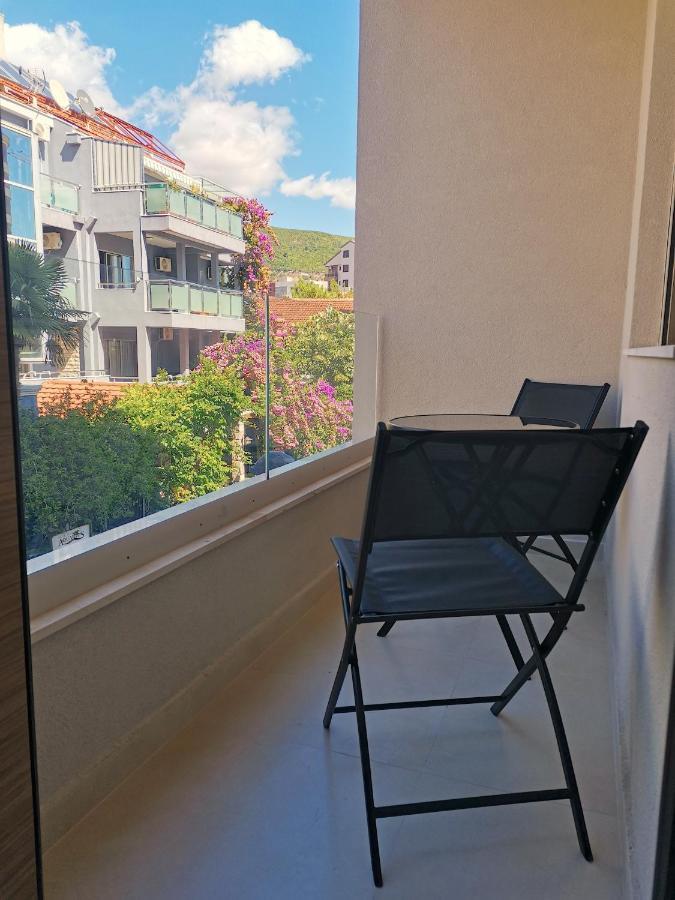 Apartments Lora Zmajeva, 7 Budva Bagian luar foto