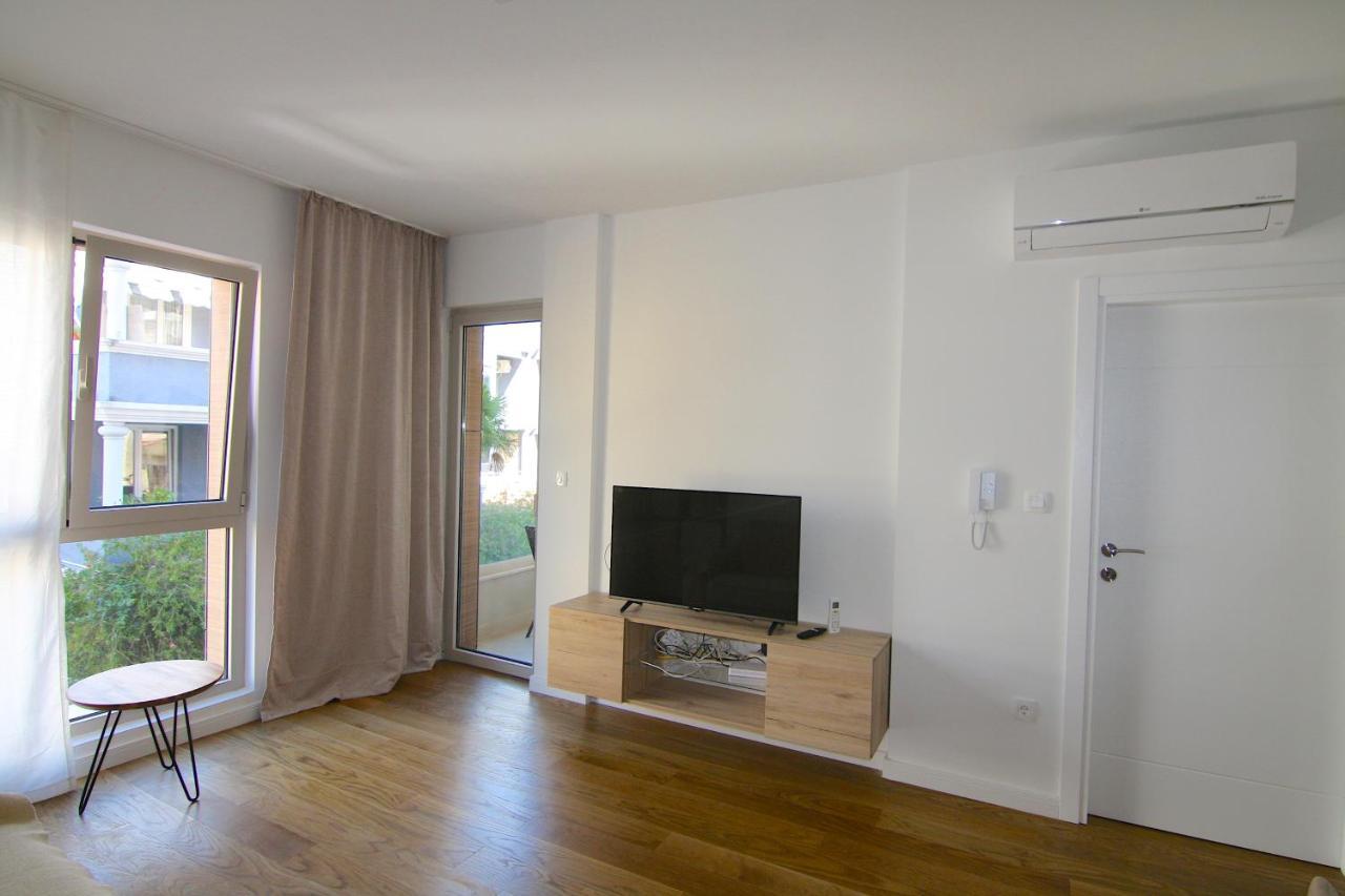 Apartments Lora Zmajeva, 7 Budva Bagian luar foto
