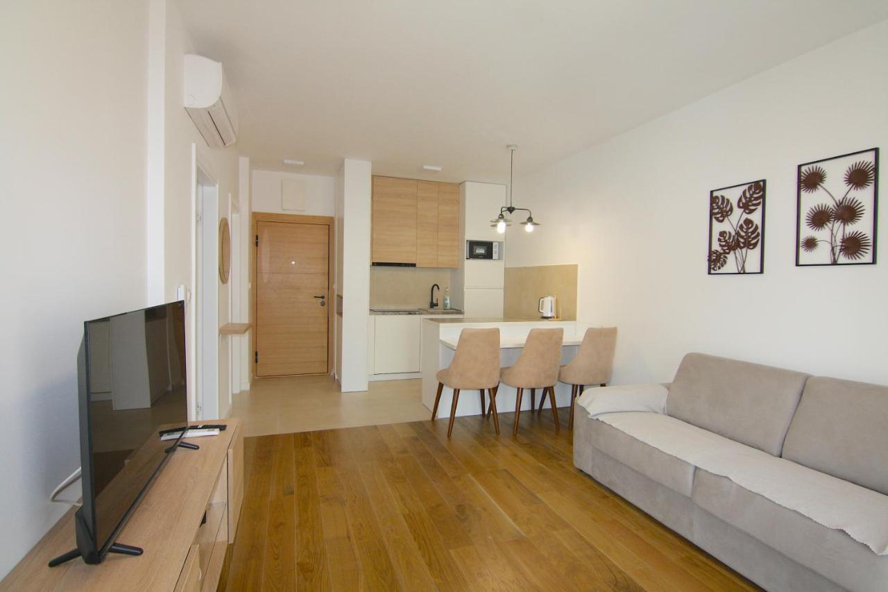 Apartments Lora Zmajeva, 7 Budva Bagian luar foto