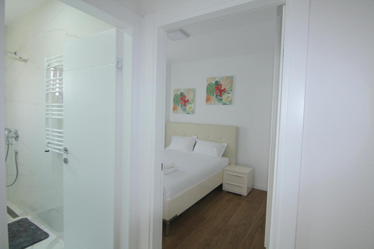 Apartments Lora Zmajeva, 7 Budva Bagian luar foto