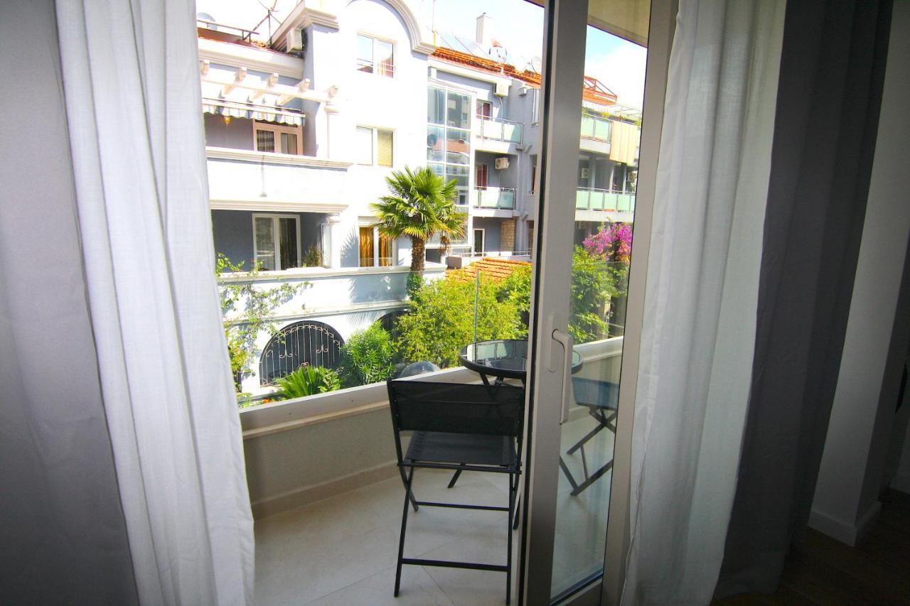 Apartments Lora Zmajeva, 7 Budva Bagian luar foto