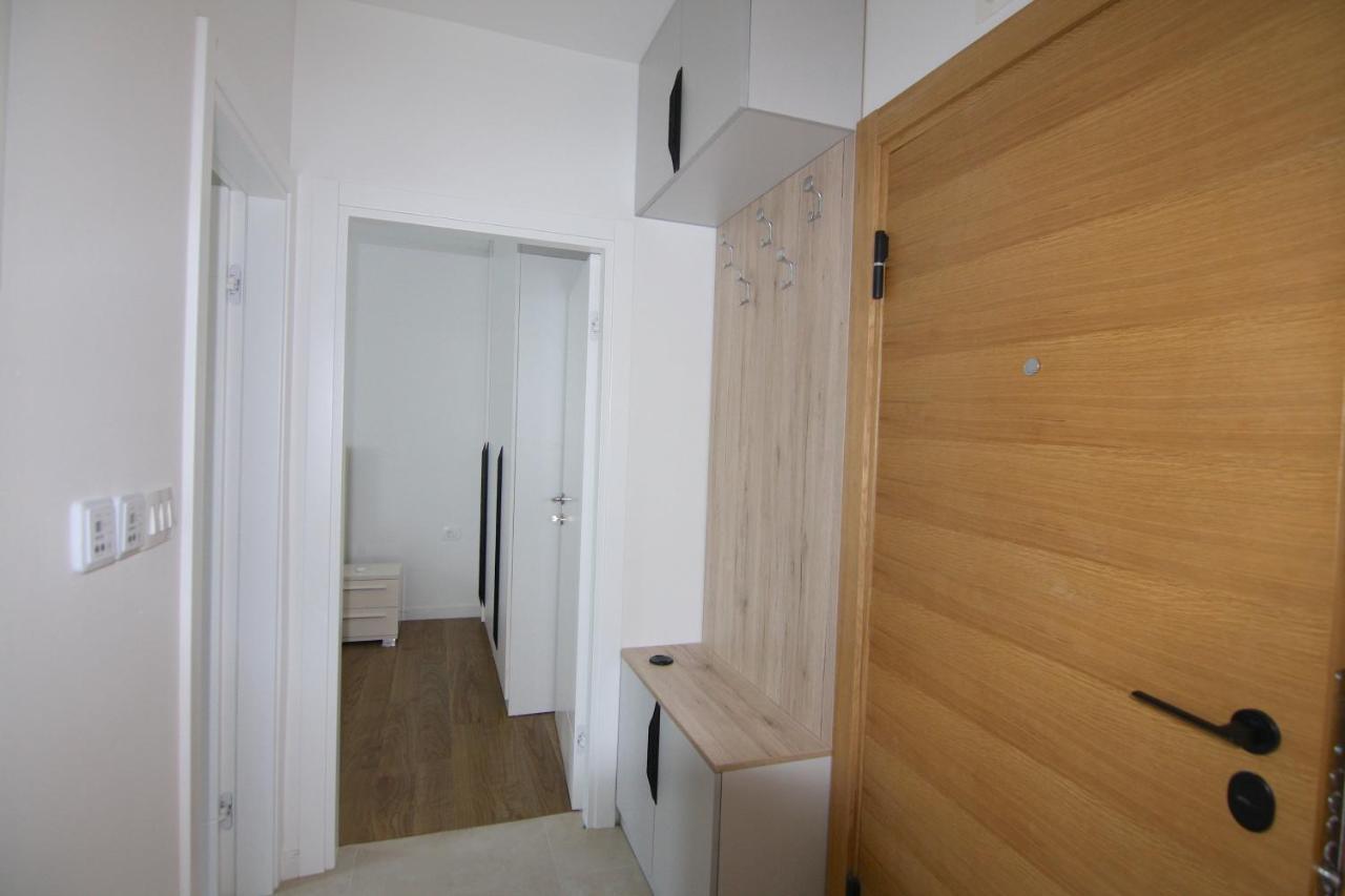 Apartments Lora Zmajeva, 7 Budva Bagian luar foto
