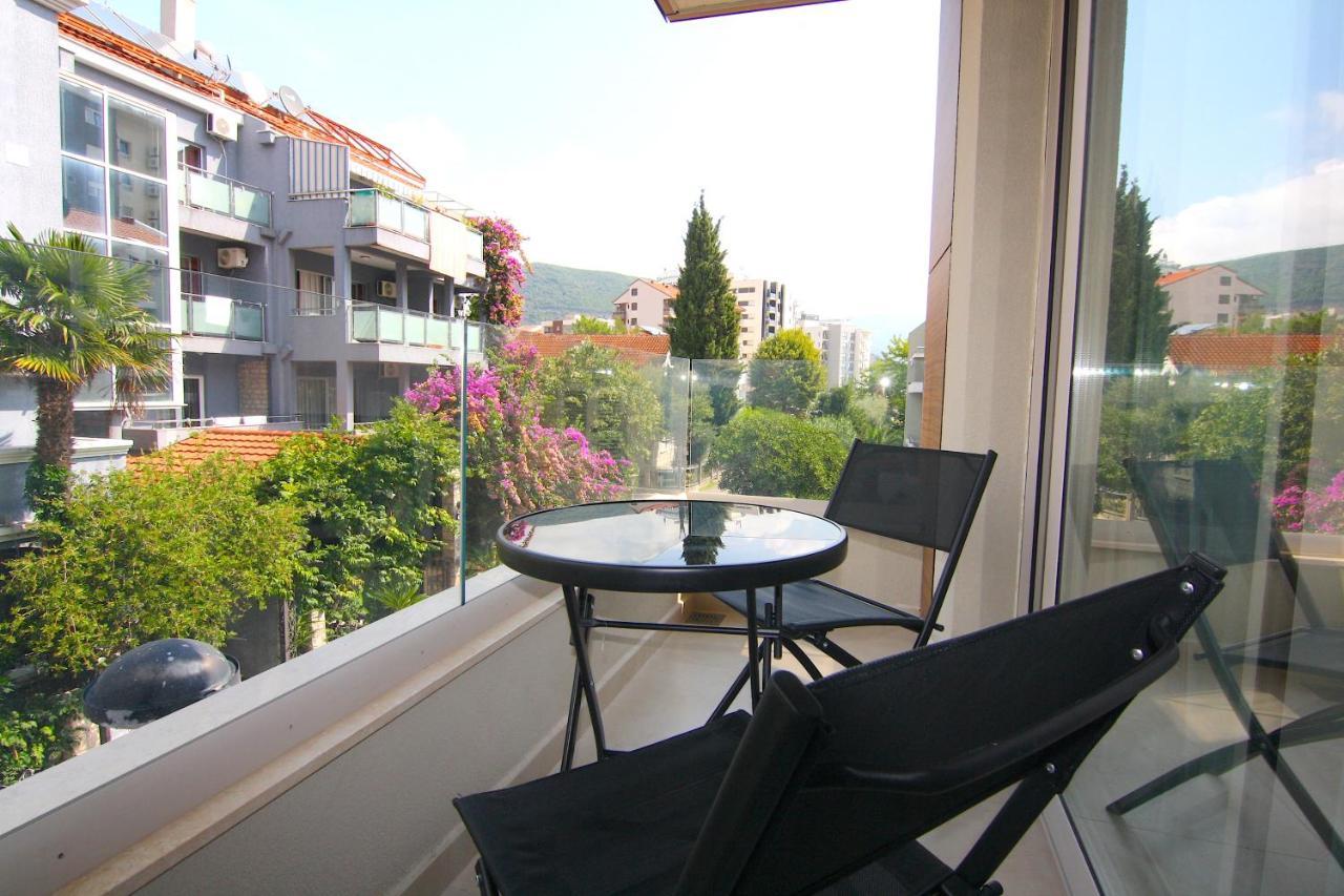Apartments Lora Zmajeva, 7 Budva Bagian luar foto