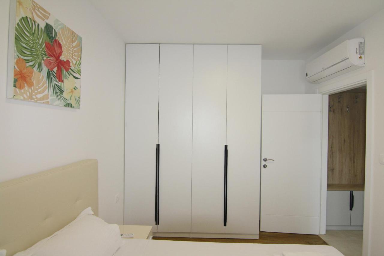 Apartments Lora Zmajeva, 7 Budva Bagian luar foto