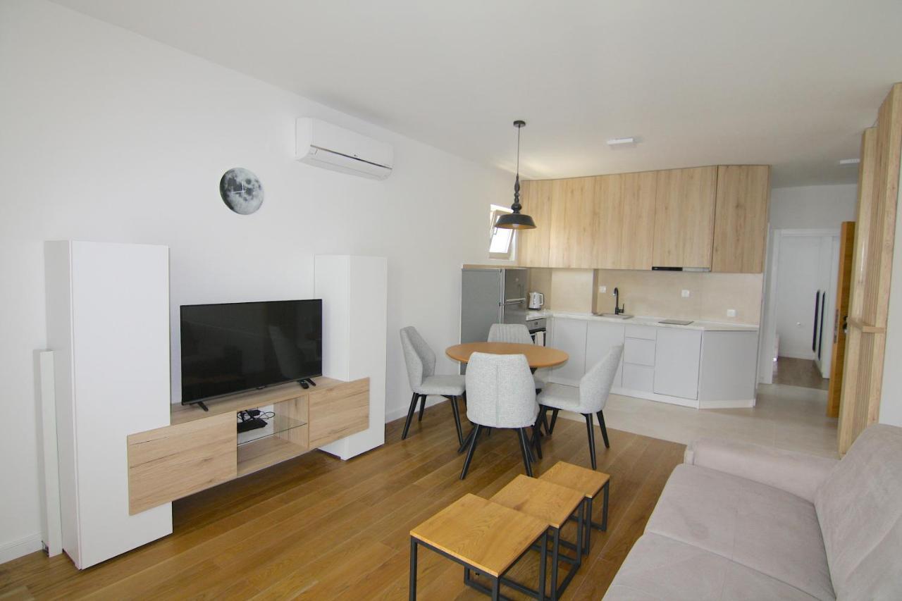 Apartments Lora Zmajeva, 7 Budva Bagian luar foto