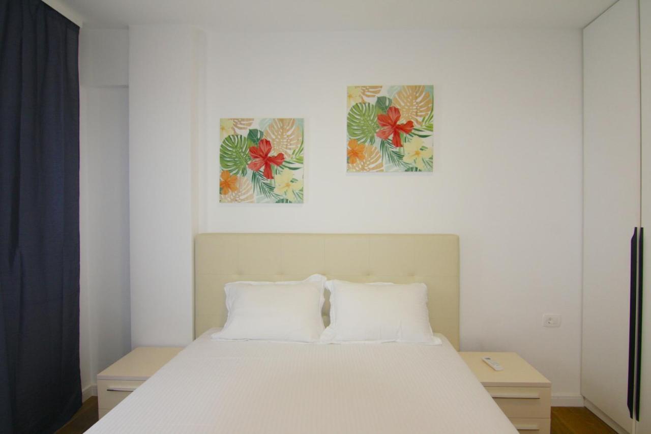 Apartments Lora Zmajeva, 7 Budva Bagian luar foto